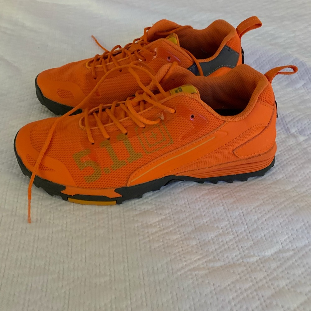 Running shoes